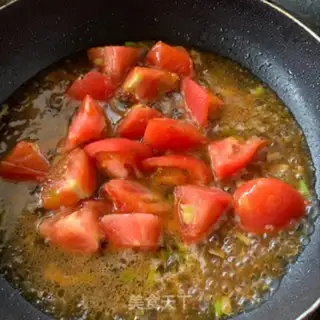Make Tomato stew step 1