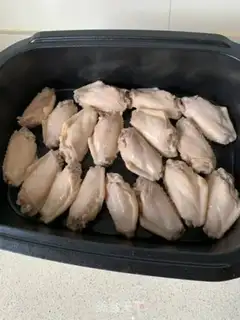 Make Coke chicken wings step 1