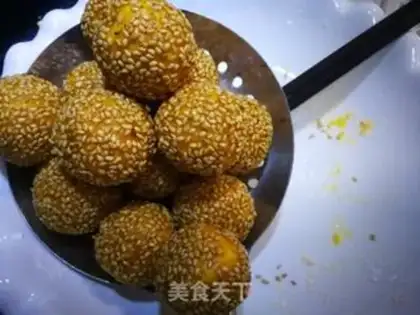 Make Pumpkin ball step 9