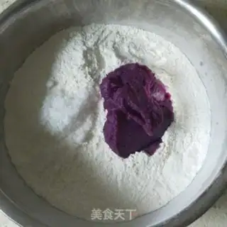 Make Creative potato succubus step 2
