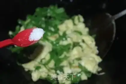 Make Pepper fried eggs step 6