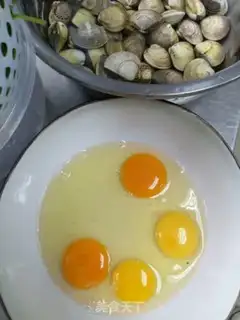 Make Slurping eggs step 0