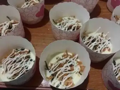Make Seaweed pine cupcakes step 9