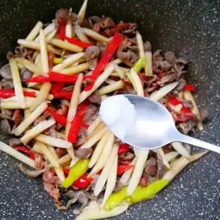 Make Piper pepper with fried chicken step 13