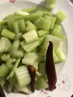 Make Plumbing groundnut celery step 2