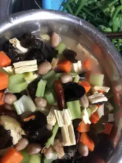 Make Smelt beef soup step 2