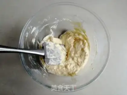 Make Soccer blueberry mackerel cake step 6