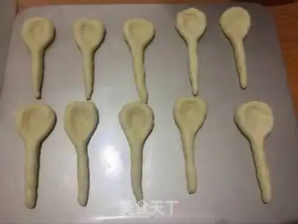 Make Sour cream gold spoon cookies step 9