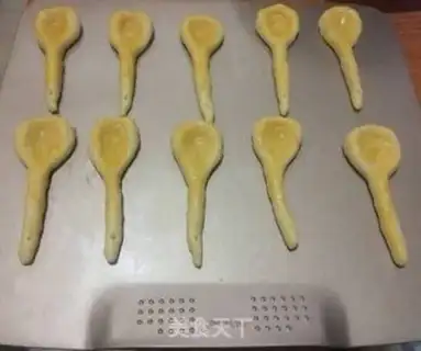 Make Sour cream gold spoon cookies step 11