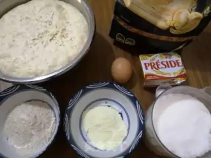 Make Coconut raisin toast step 1