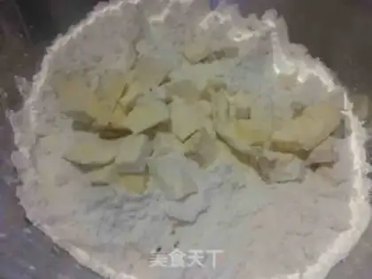 Make Cat claw cookies step 1