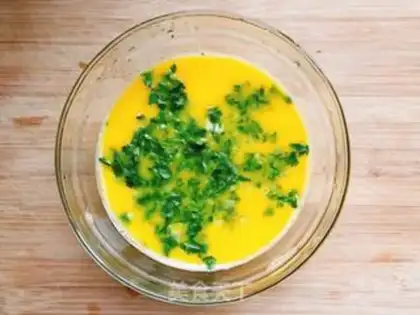 Make Quisine eggs step 1