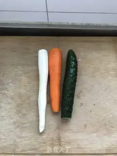 Make Three pieces of meat step 0