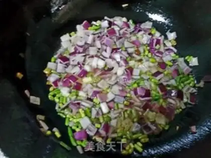Make Eggsauce fried rice step 5