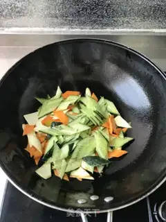 Make Three pieces of meat step 4