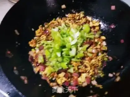 Make Eggsauce fried rice step 7