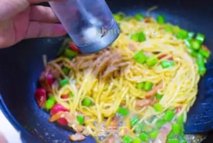 Make Bacon noodles step 8