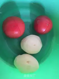 Make Tomato potatoes soup step 0