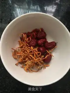 Make Worm and grass-cooked chicken step 2