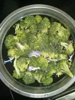 Make The broccoli step 0