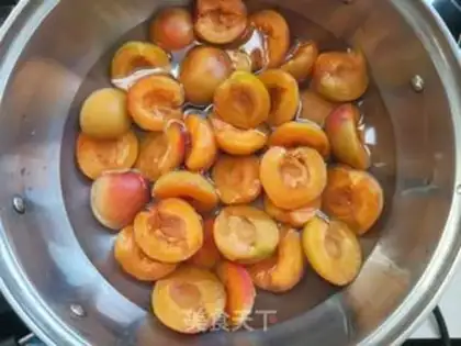 Make Apricot step 4