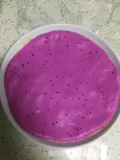 Make Pyramid rice rolls step 3