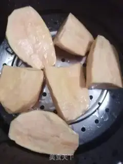 Make Apple coconut pie step 2