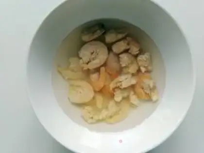 Make Shrimp rice and meat step 1