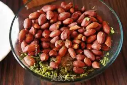 Make Plumbing peanut rice step 7
