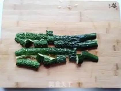 Make A cucumber chicken step 2