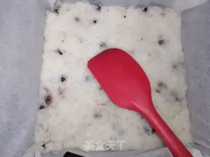Make SWEET Q-BALL RICE CAKE step 5