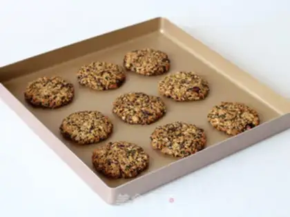 Make Red sugar oatmeal cookies step 6