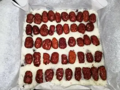 Make SWEET Q-BALL RICE CAKE step 6