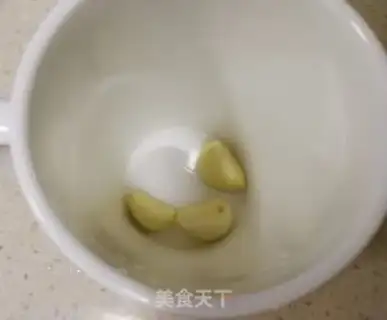 Make Pyramid eggs step 4