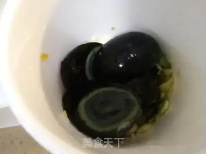 Make Pyramid eggs step 7