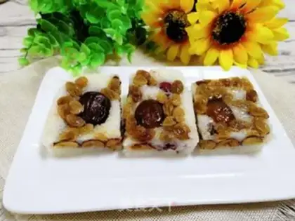 Make SWEET Q-BALL RICE CAKE step 12
