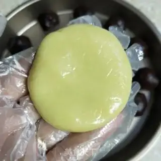 Make Red bean pie step 7