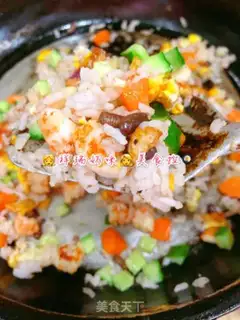 Make Seafood nut egg fried rice step 8