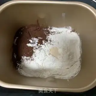 Make Coco chocolate bread step 0
