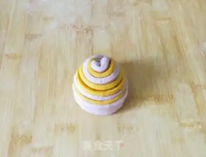 Make Creative double-coloured buns step 10