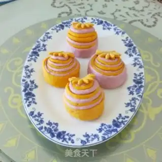 Make Creative double-coloured buns step 14