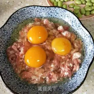 Make Meatloaf and eggs step 2