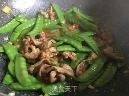 Make Dutch beans and pig sausages step 9