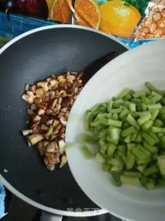 Make Meat clot mushrooms step 11