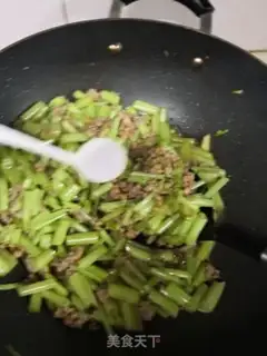 Make The meatloaf and the emptiness step 3