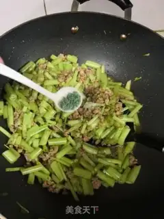 Make The meatloaf and the emptiness step 4