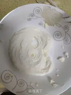 Make Twinberry cupcakes step 12