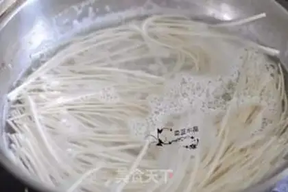 Make Eel noodles step 3