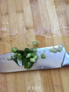 Make Burn the six-line fish step 18