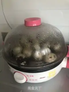 Make Five halogen eggs step 0